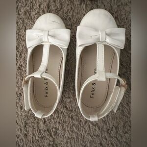 Girls white dress shoes
